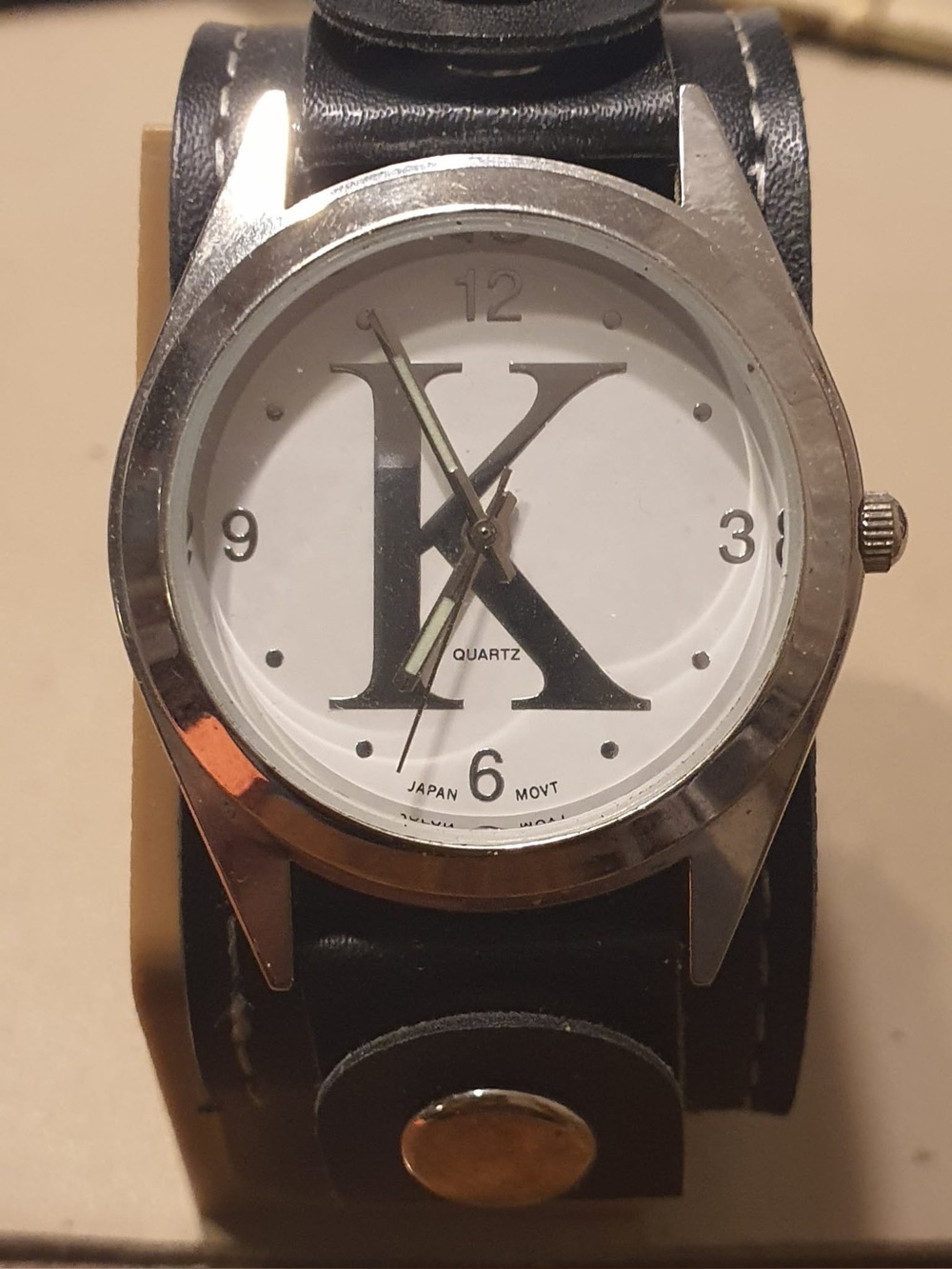 🦋10/$20🦋 Silver/Black Leather Wideband Letter K Women's Watch